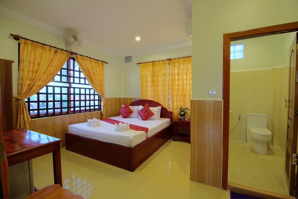 Serkirin Mary Angkor Villa Siem Reap Room photo