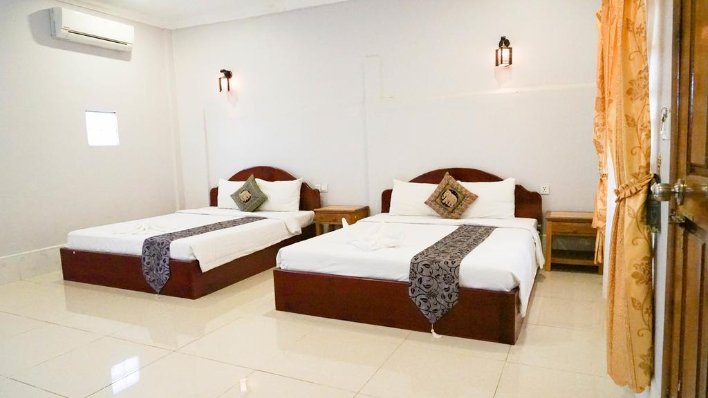 Serkirin Mary Angkor Villa Siem Reap Exterior photo