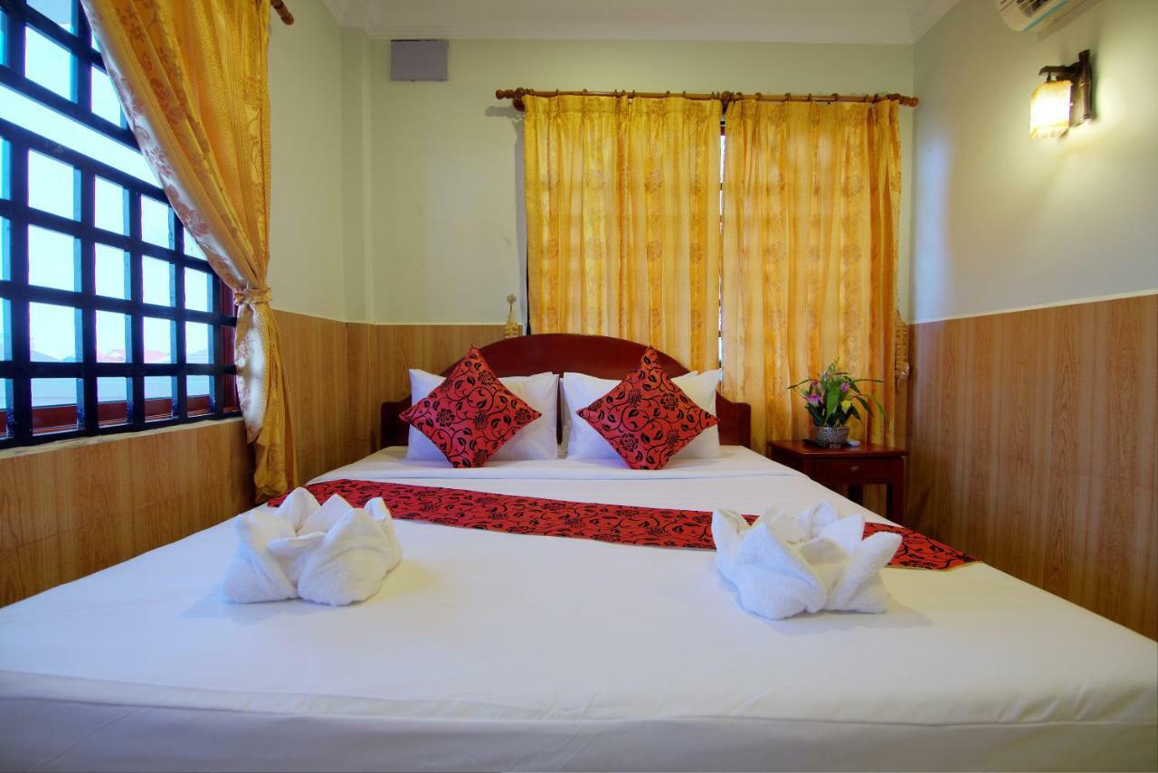 Serkirin Mary Angkor Villa Siem Reap Exterior photo